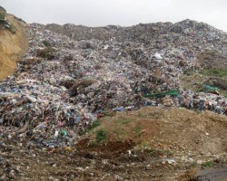 View of the 2010 Xerolakka landfill slope failure (Zekkos et al. 2013)